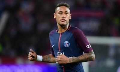 Neymar est triste sans le football, mais arrive tout de même à danser