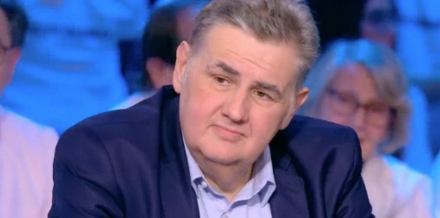 Pierre Ménès ces supporters ont montré qu’ils ne méritaient pas d’être soutenus