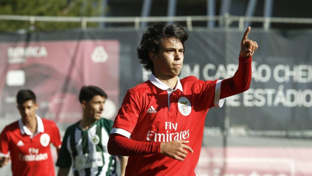 Mercato - Le PSG parmi les courtisans de João Felix, d'après O Jogo.