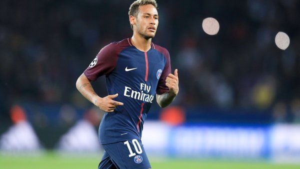 Un dirigeant du FC Barcelone affirme que Neymar regrette d'être parti et qu'il va au Real Madrid