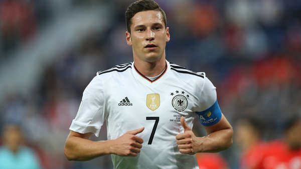 AllemagneSuède - Les équipes officielles Draxler positionné en milieu offensif