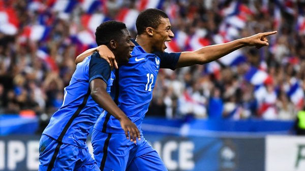 Dembélé Mbappé, c'est le meilleur jeune du monde