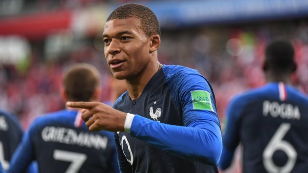 Le Parisien Mbappé sauveur de la nation à 19 ans, c’est peut-être lourd à porter. Mais c’est déjà un peu l’idée