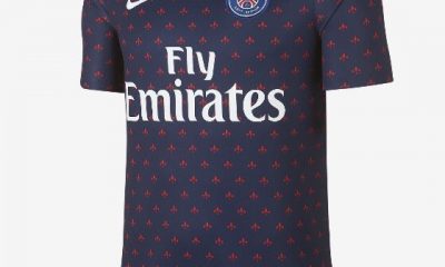 Le maillot d'entraînement du PSG sera couvert de fleurs de lys