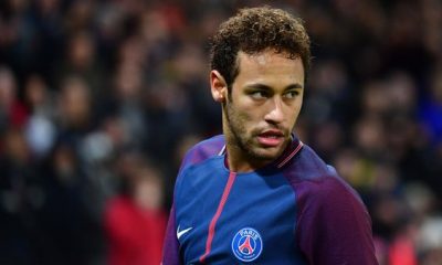 Neymar a été averti de la venue de Tuchel au PSG en mars et était surpris, affirme UOL Esporte