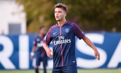 Lorenzo Callegari signe officiellement au Genoa, encouragé par Thiago Motta