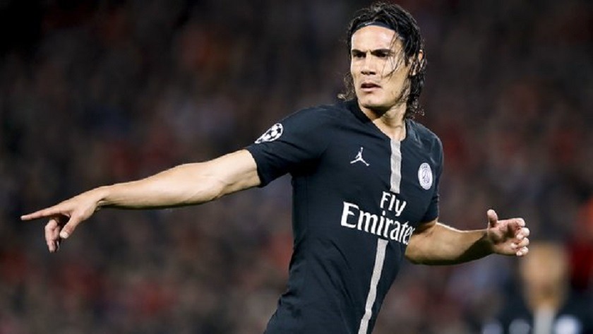 Bitton Cavani semble en avoir assez d'être le seul à se dédier aux tâches défensives