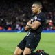 Mbappé J’ai appris que les plus grandes stars et les plus grands joueurs sont les plus humbles