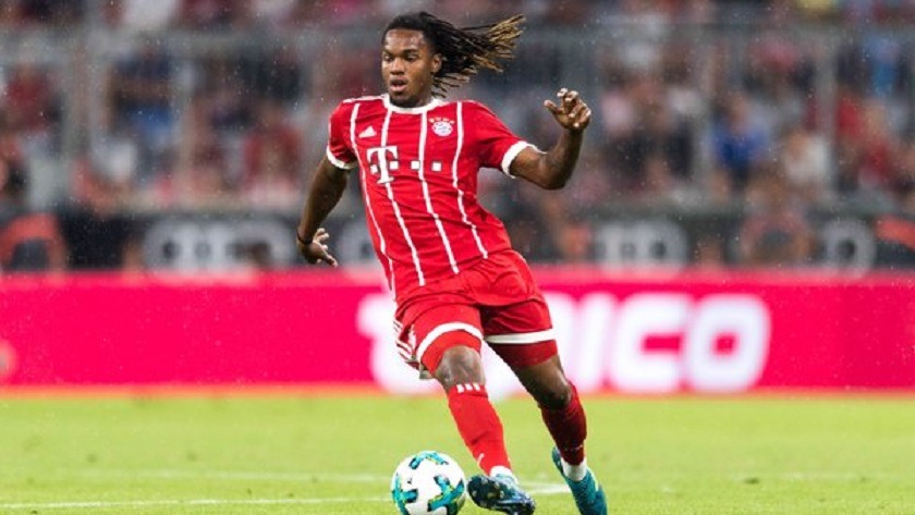 Mercato - Le PSG aurait pu recruter au milieu cet été, notamment Renato Sanches, mais vise plus gros selon L'Equipe