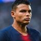 Thiago Silva explique qu'il n'hésite pas à donner des consignes à Neymar et commente sa progression