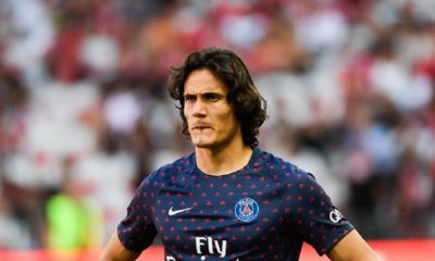 Cavani "entend bien aller au bout de son contrat" au PSG, affirme L'Equipe