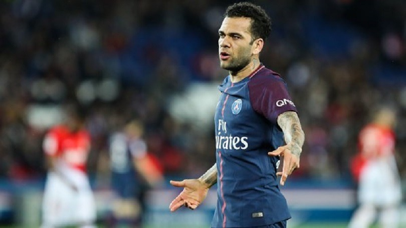 Dani Alves Je ne pense pas que le PSG ait vraiment compris ce qu'il affrontait quand il a joué contre Liverpool