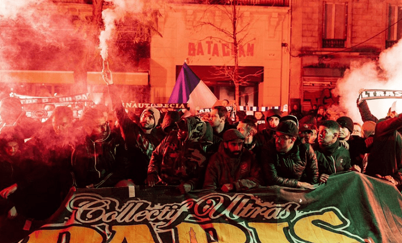 Le Collectif Ultras Paris a rendu hommage aux victimes des attentas de Paris du 13 novembre 2015