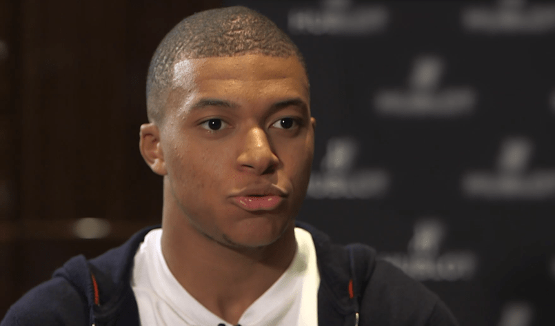 Mbappé ne veut pas "être la copie d'un autre" et souhaite rester "un peu immature"