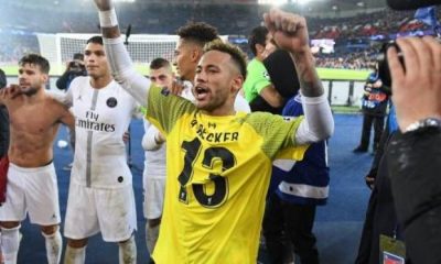 célébration PSG face à Liverpool