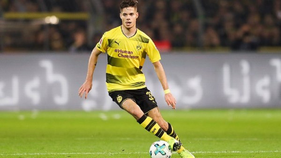 Mercato - Julian Weigl, pisté par le PSG, voudrait quitter le Borussia Dortmund cet hiver d'après Bild