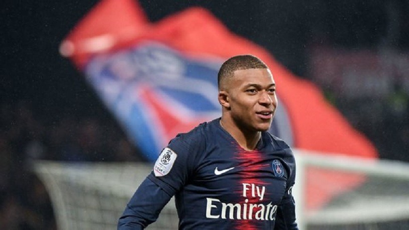 Mbappé On s’était donné le défi d’offrir un hat trick à Neymar...Le mercato Des gens sont en train de réfléchir