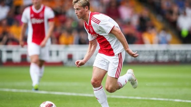 Mercato - De Jong va donner sa décision à l'Ajax d'ici jeudi, selon Catalunya Radio