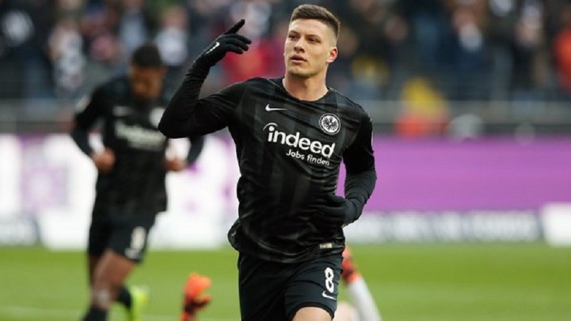 Mercato - Luka Jovic, le PSG s'y intéresse sur conseil de Tuchel, selon Sport