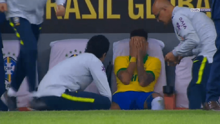 Neymar victime d'une rupture du ligament de la cheville droite et forfait pour la Copa America