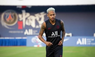 France Football place Neymar parmi les "cocus" du mercato 2019