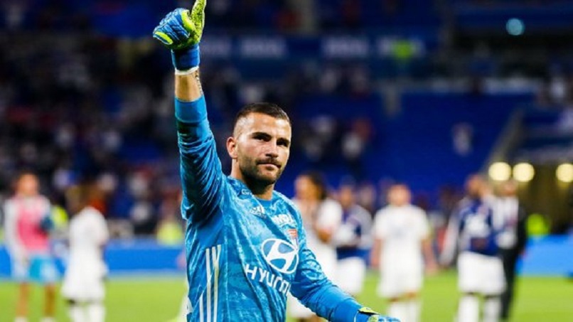 Anthony Lopes revient sur la rumeur qui l'a envoyé au PSG "Ça ne m'a jamais traversé l'esprit"