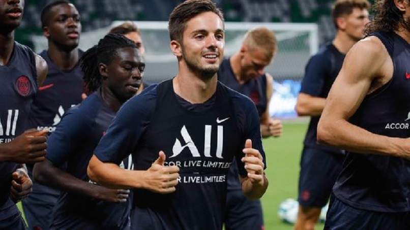 Sarabia s'exprime sur ses progrès et son style de jeu