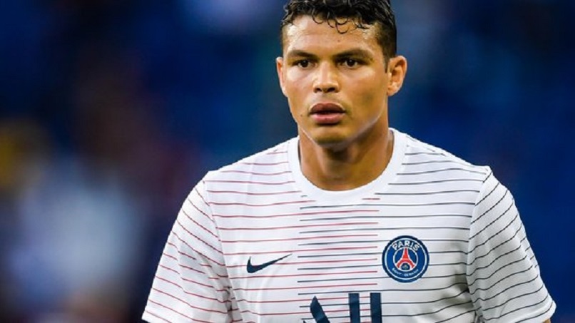 L'Equipe souligne les excellentes statistiques de Thiago Silva qui le placent parmi les meilleurs défenseurs d'Europe