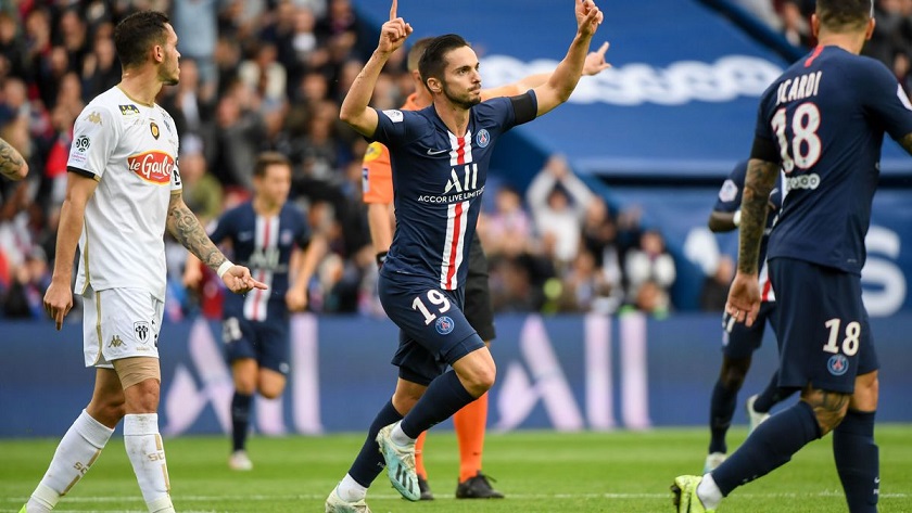 Sarabia "Tous les gens m’ont aidé à m’intégrer...Le respect, tu le gagnes sur toutes tes actions"