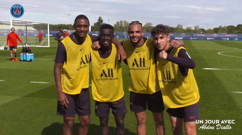 Les images du PSG ce dimanche : Kurzawa chambre Mbappé, enfants et une journée avec Diallo