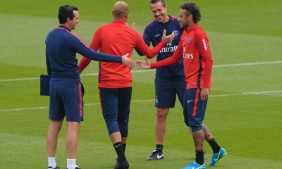 Emery évoque les grands joueurs qu'il a côtoyés, avec Neymar au-dessus de Mbappé