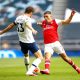 Mercato - Le PSG favori pour le transfert de Bellerin, assure l'Independent