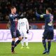 Thiago Silva souhaite un bon anniversaire à Draxler en cachant Meunier