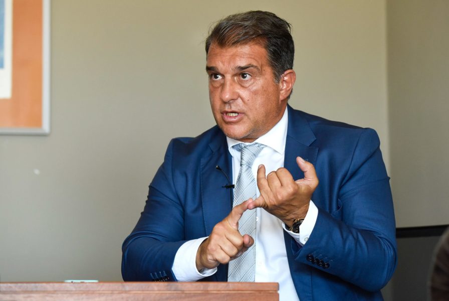 Laporta pointe du doigt «les clubs d'état», qui mine le mercato du FC Barcelone