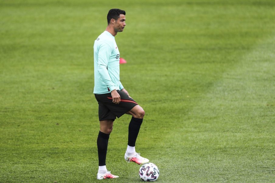 Mercato - Ronaldo s'exprime pour démentir les rumeurs d'un départ