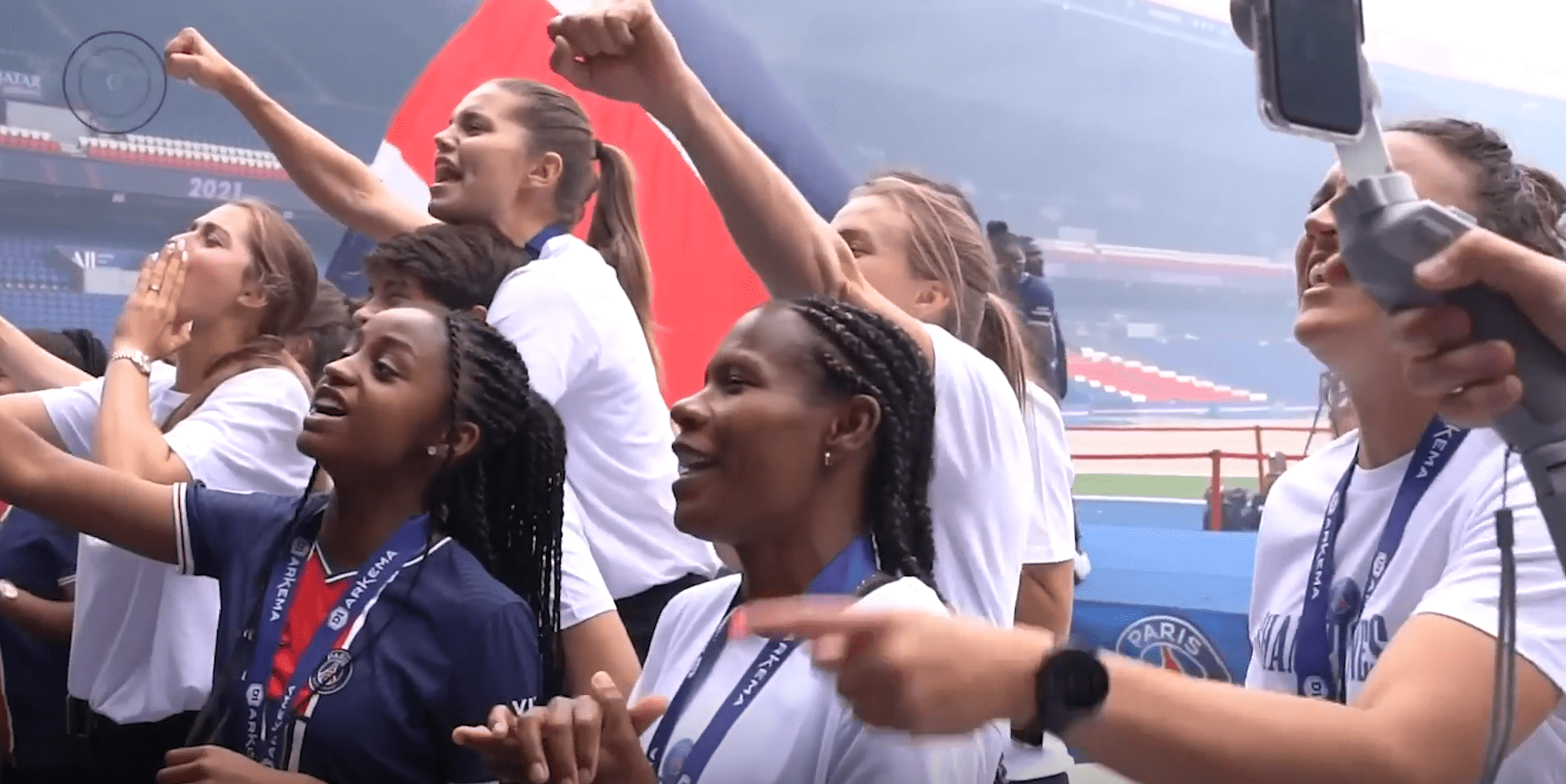 Revivez les célébrations des Féminines du PSG pour le titre en D1