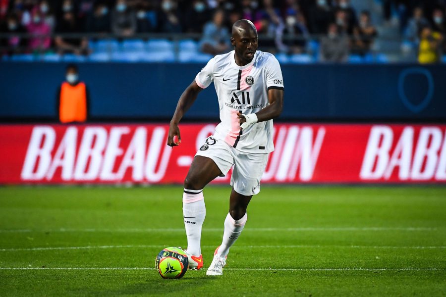 Danilo évoque la Ligue 1 et PSG/Lyon « notre mentalité est de gagner »
