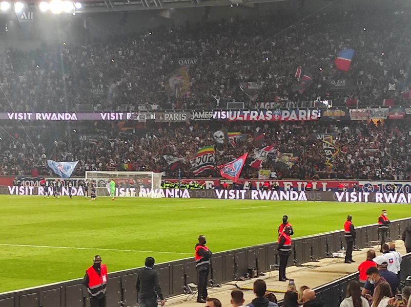 PSG/Lyon (2-1) - Chants, but de Neymar et célébrations au Parc en vidéo !
