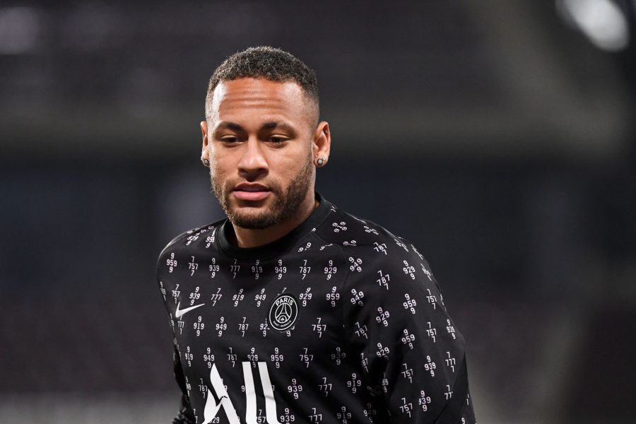 Neymar doute de sa « force d'esprit » et pense jouer son dernier Mondial au Qatar