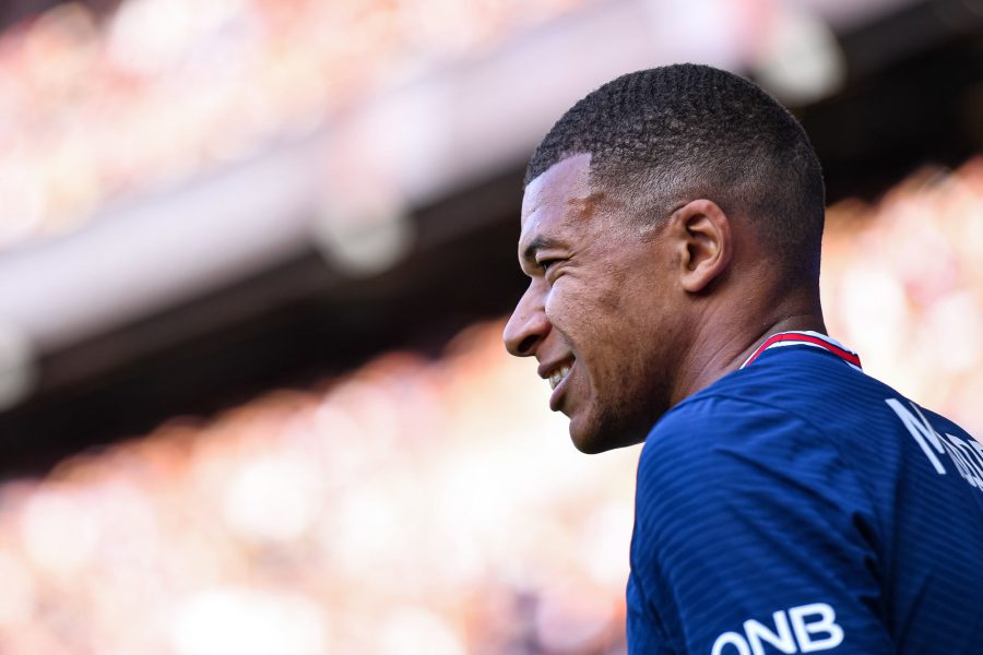 La mère de Mbappé annonce qu'il y a encore une discussion avec le PSG