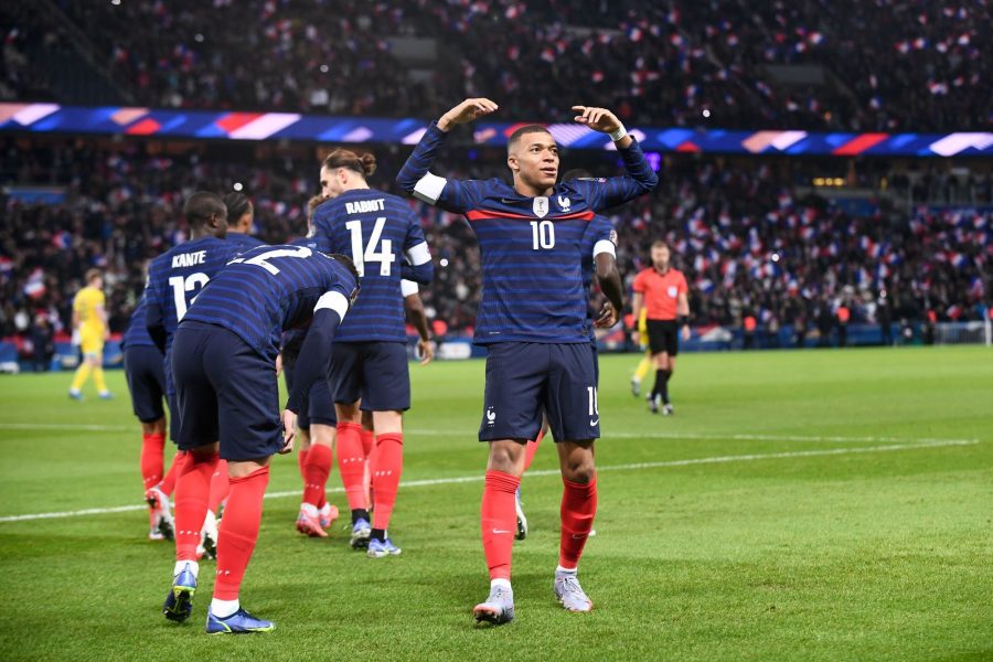 Micoud encense Mbappé « le fait qu'il joue pour le collectif le rend plus fort ! »