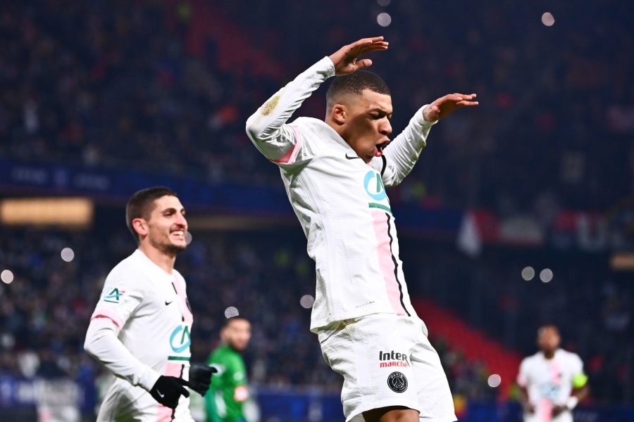 Les images du PSG ce lundi: Retour sur la qualification en 16es et anniversaire de Mbappé