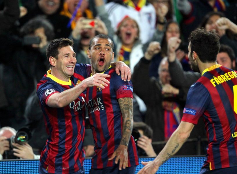 Dani Alves assure que Messi "n'est pas à sa place" au PSG et l'invite à revenir au Barça