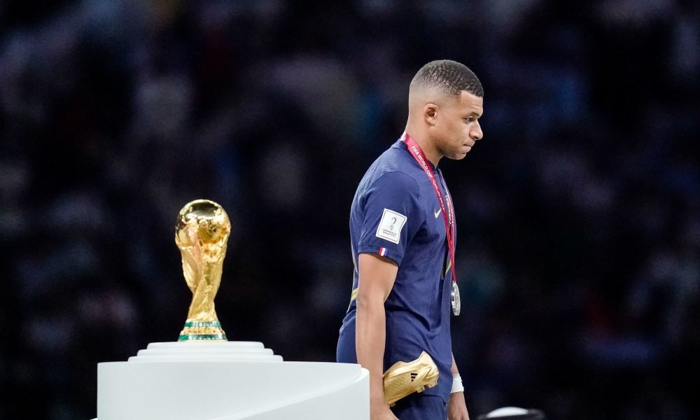 Le Graët «a écrit à son homologue argentin» au sujet de Mbappé