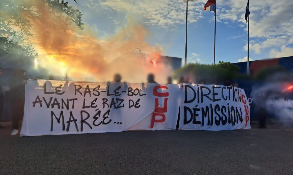 Le Collectif Ultras Paris a exprimé sa colère au Camp des Loges