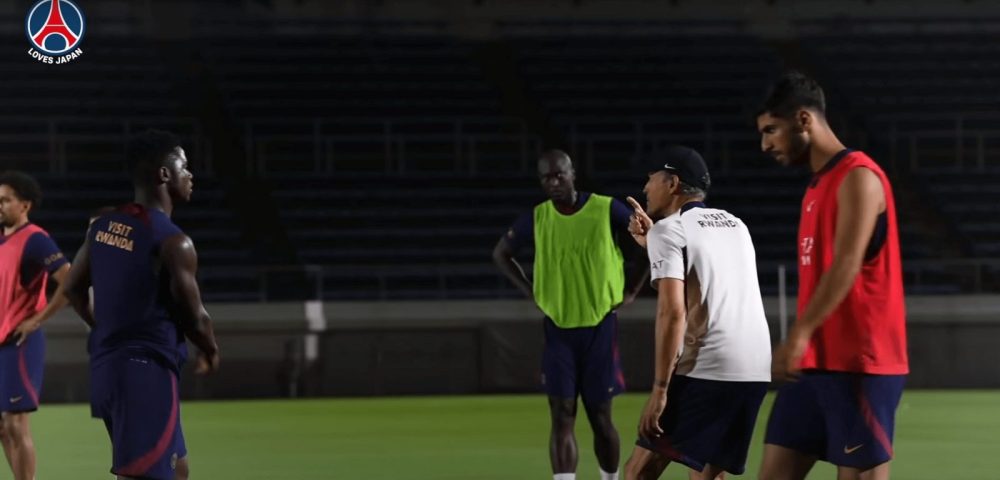 Revivez la 1ere journée du PSG au Japon, dont l'entraînement