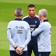 Pays-Bas/France - Un petit espoir pour Mbappé ?