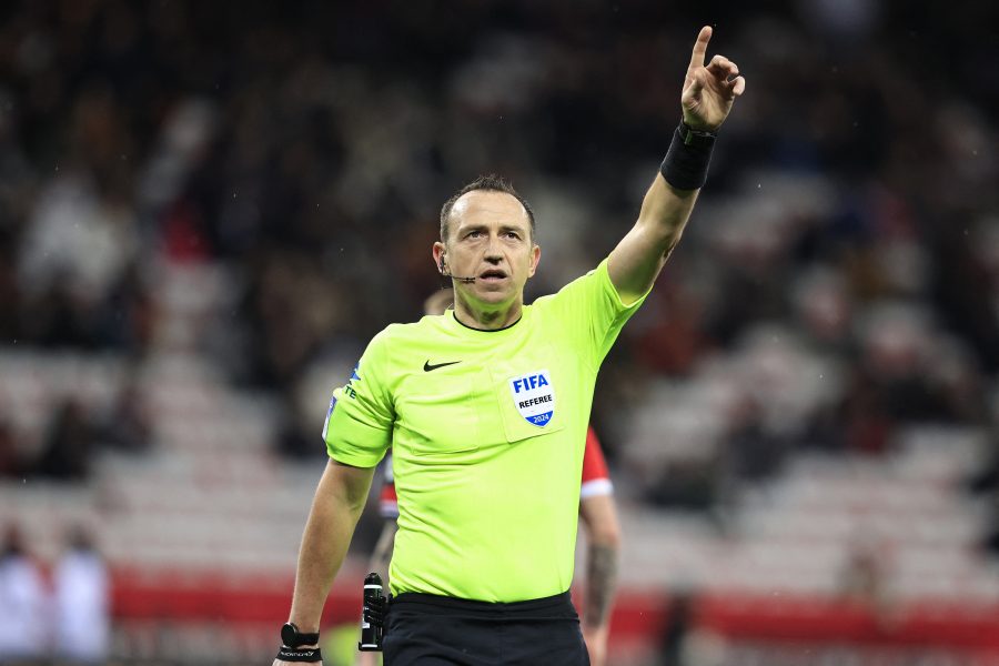 Ligue 1 - Une révolution de l'arbitrage doit attendre