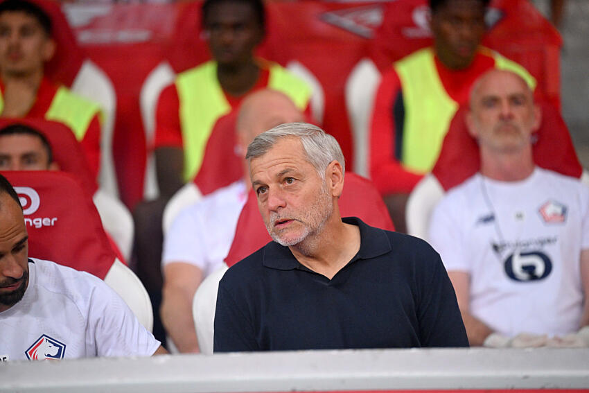 Lille/PSG - Génésio tacle la VAR "ils regardaient un autre match ou un film"