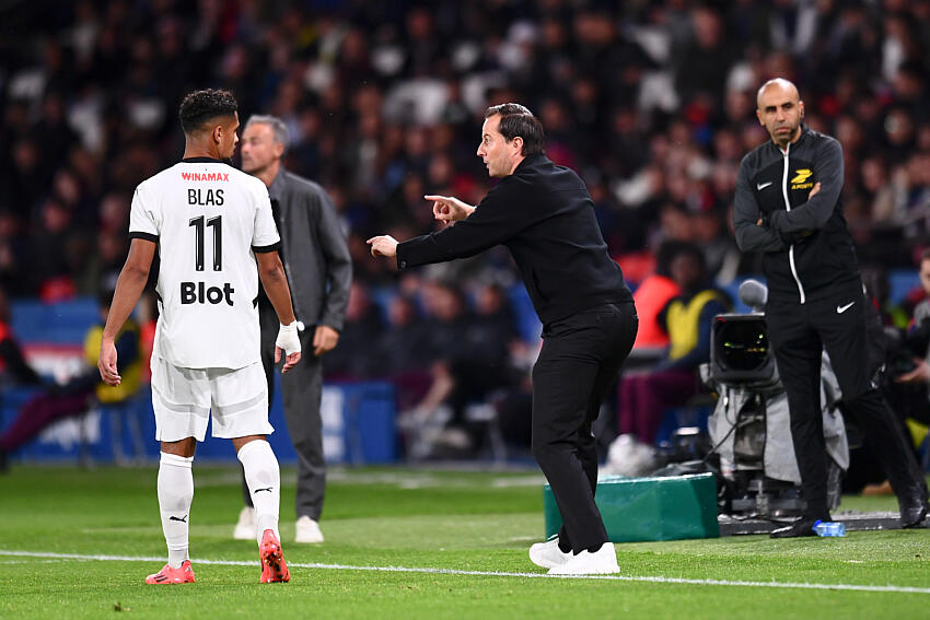 PSG/Rennes - Stéphan en conf : accuse l'arbitre et juge l'évolution parisienne